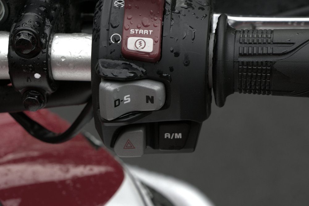 Pushbutton trans