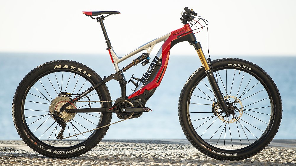 Are ebikes bicycles or motorcycles? The UCI and FIM butt heads
